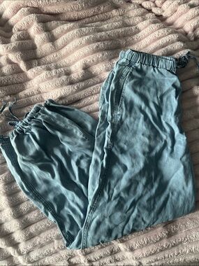 Forever 21 Women’s Light Blue Comfy Joggers